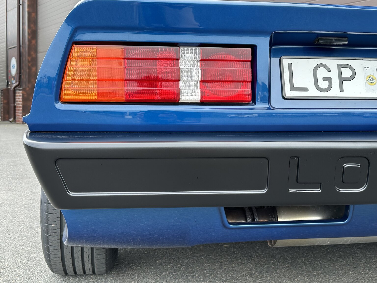 Aussenfoto 1987 Lotus Esprit Turbo HCi (65)