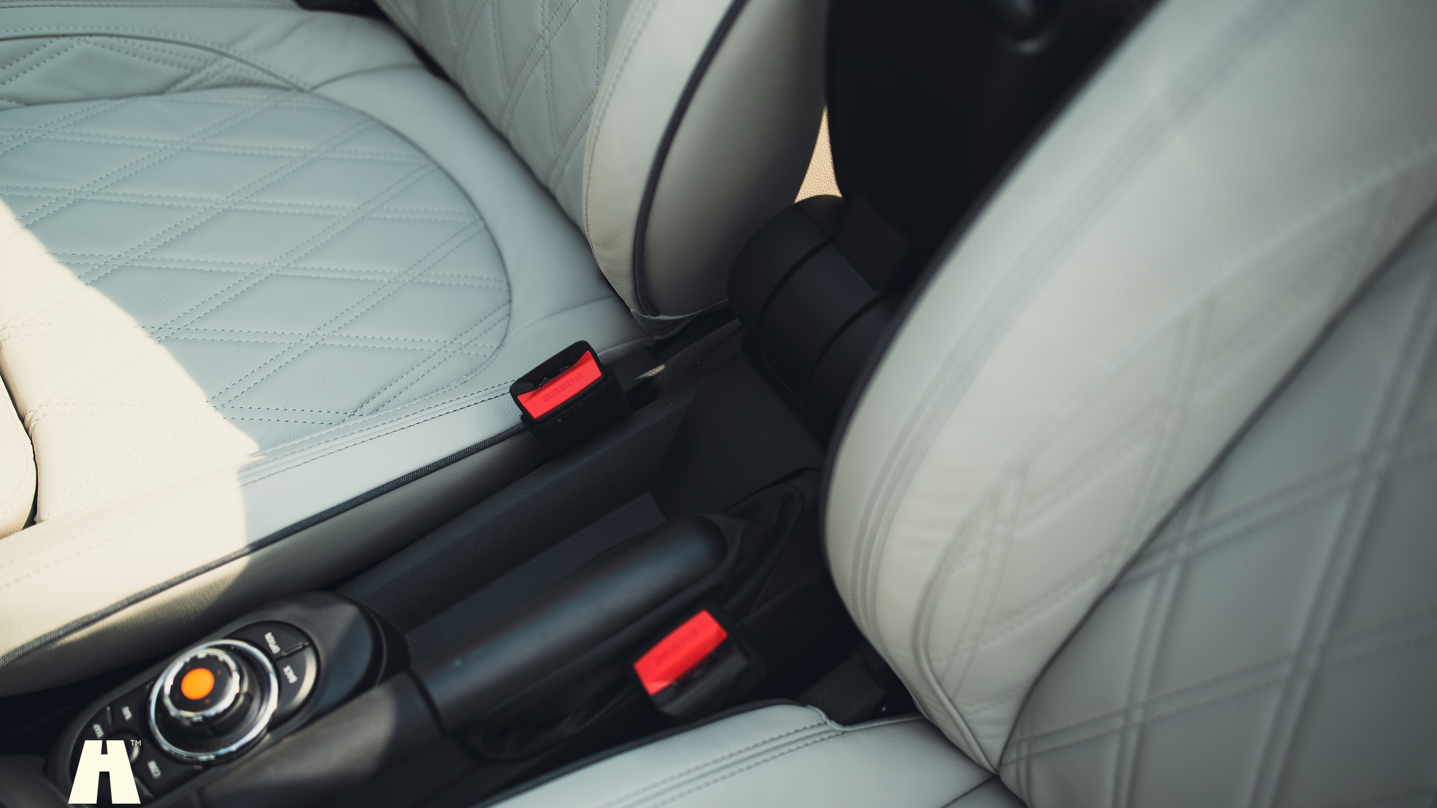 Interiörbild 2021 Mini John Cooper Works Cabriolet  (47)