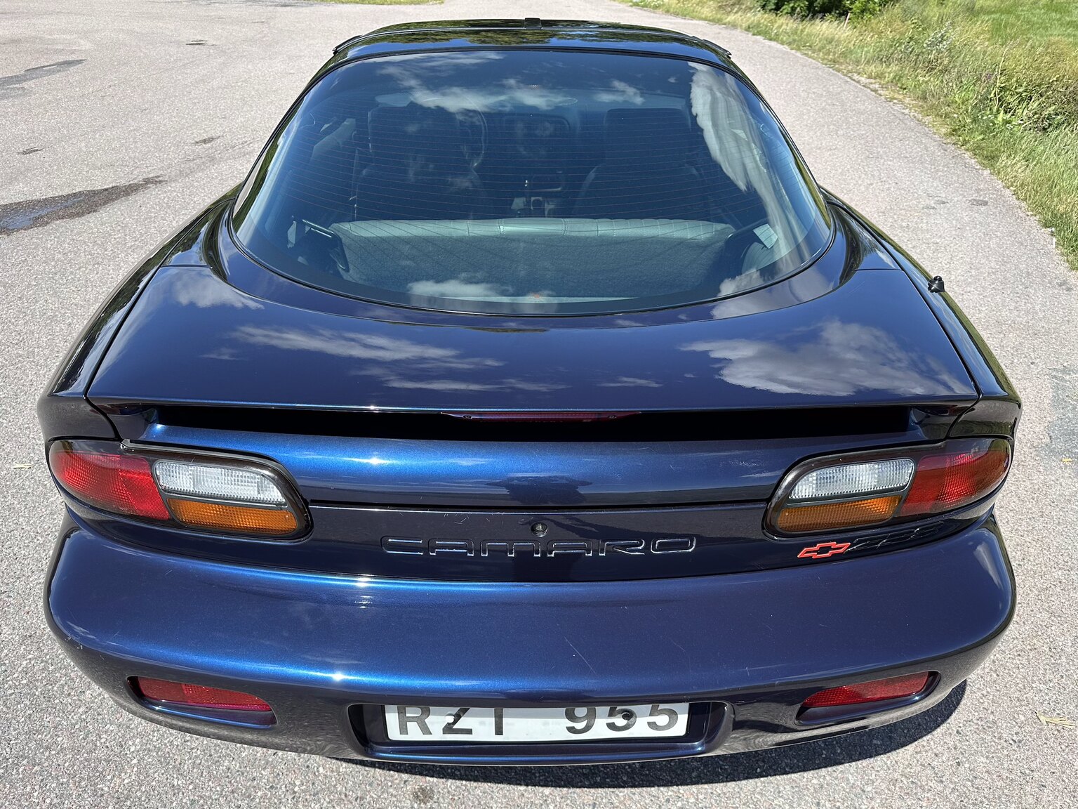 Exteriörbild på 1999 Chevrolet Camaro Z28