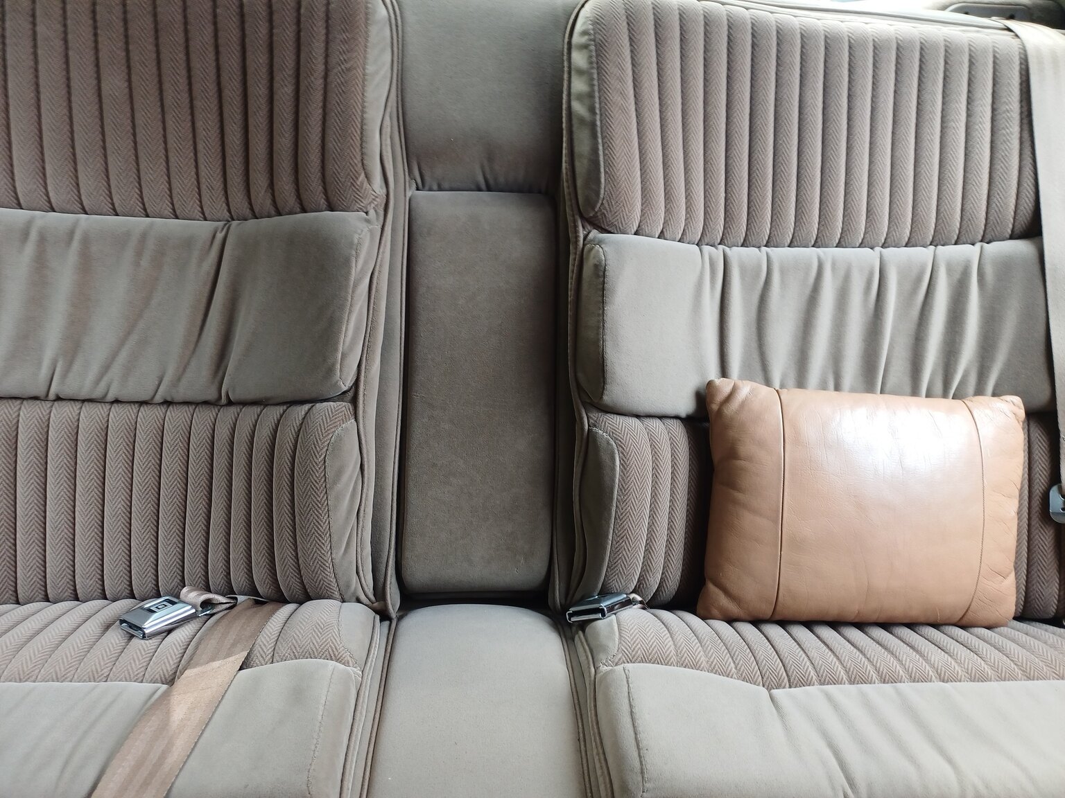 Innenraumfoto von 1992 Buick Park Avenue