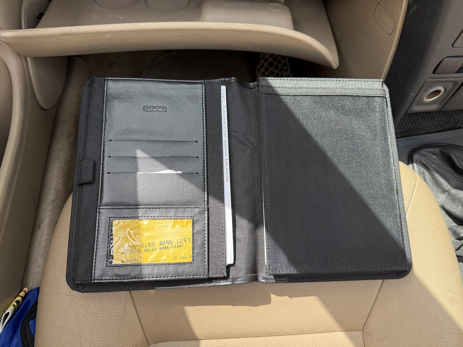 Documentation for 2002 Saab 9-3 2.0T SE Convertible – NO RESERVE (1)