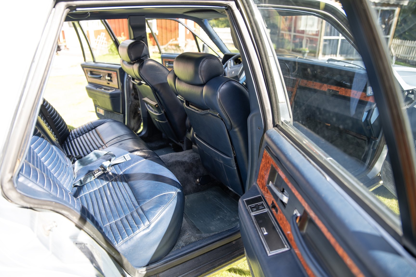 Innenraumfoto von 1985 Lincoln Continental 5.0 V8 EFI