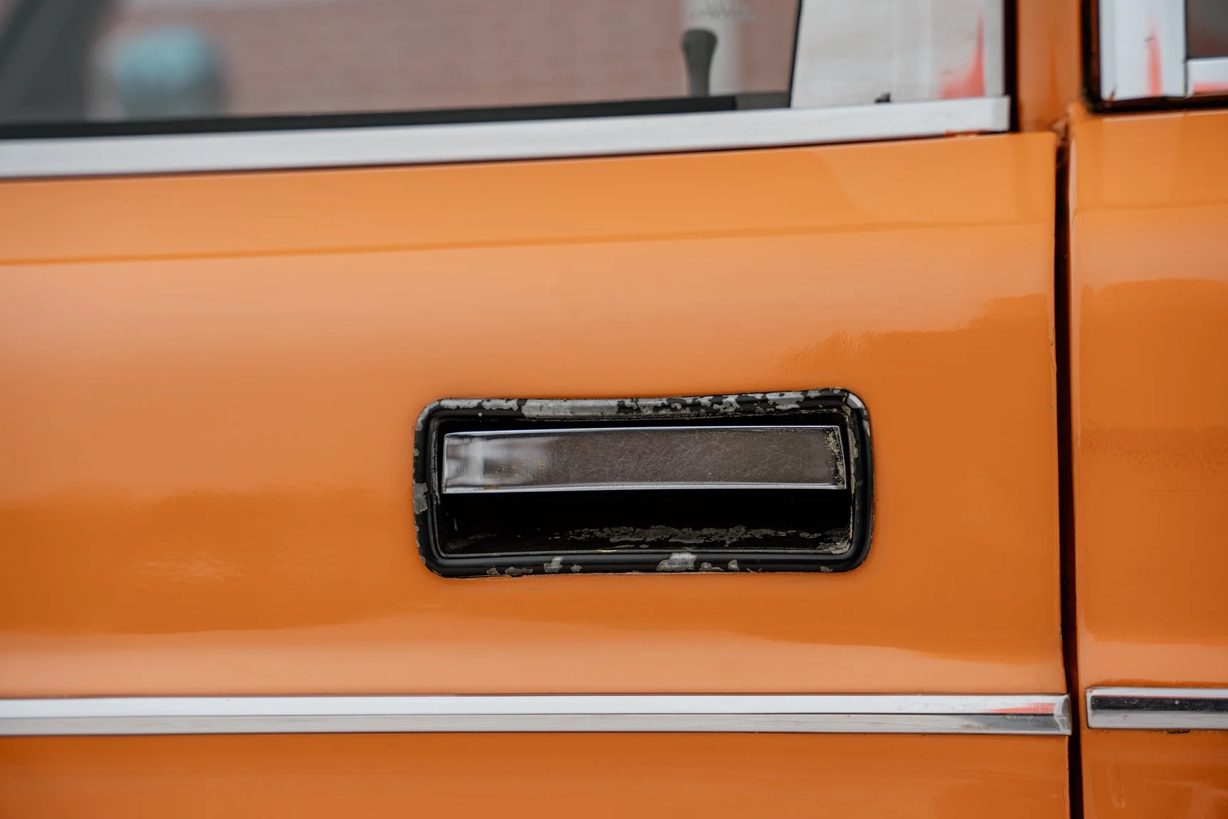 Exteriörbild på 1975 Volvo 242 2-dörrars coupé (24)