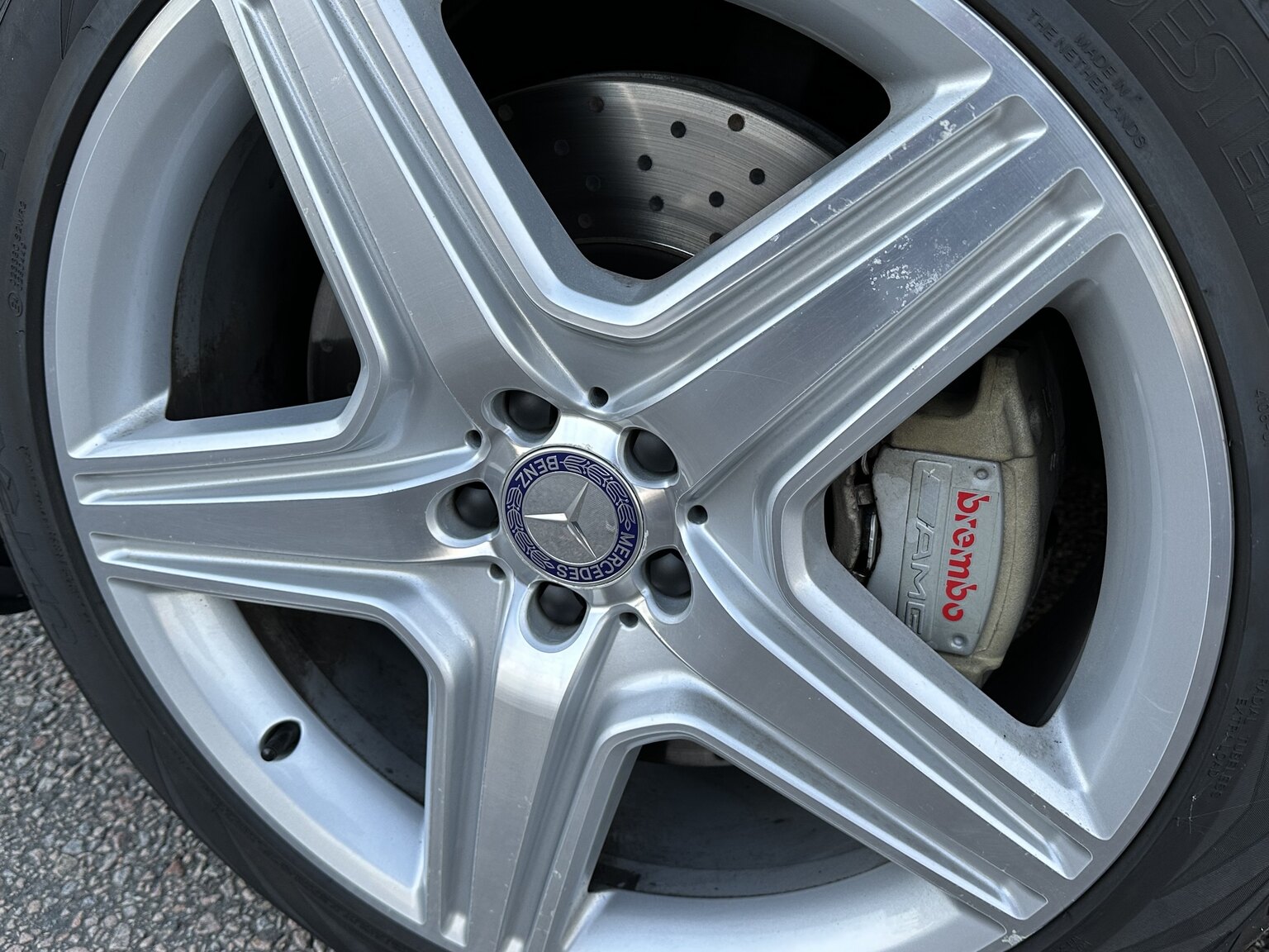 Exteriörbild på 2007 Mercedes-Benz R63 AMG