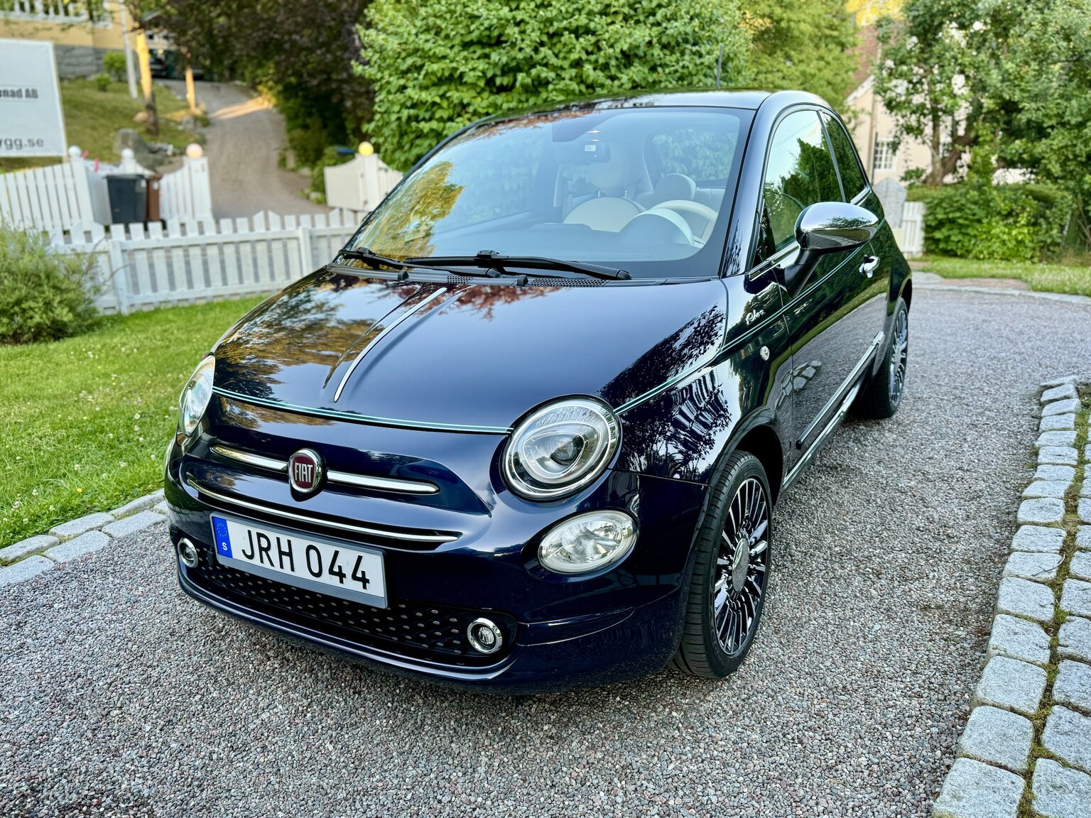 Exteriörbild på 2017 Fiat 500 Riva