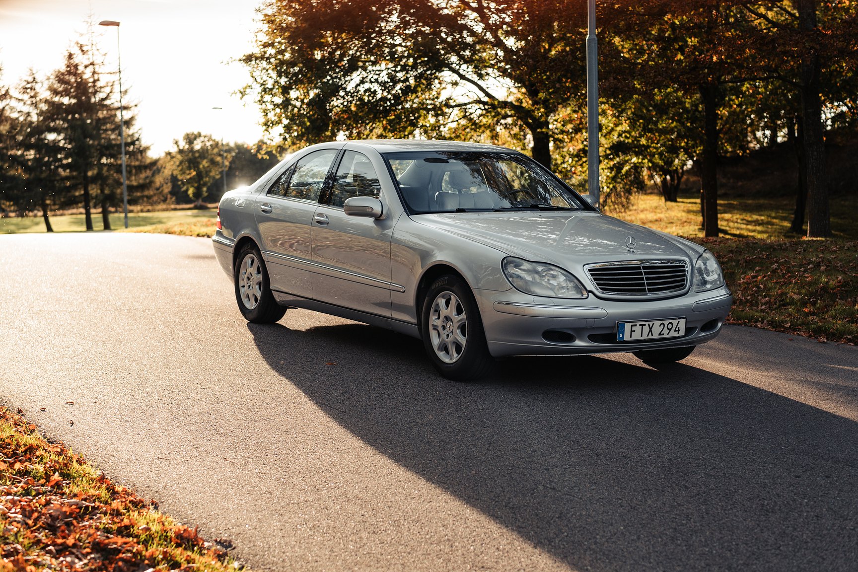 Exteriörbild på 1999 Mercedes-Benz S 320
