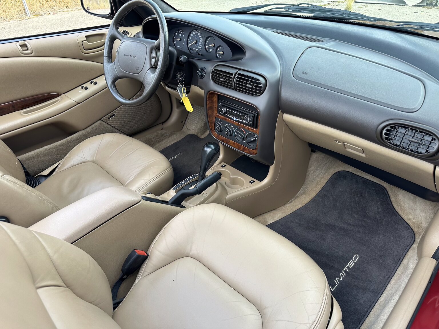 Interiörbild 1996 Chrysler Stratus Cabriolet