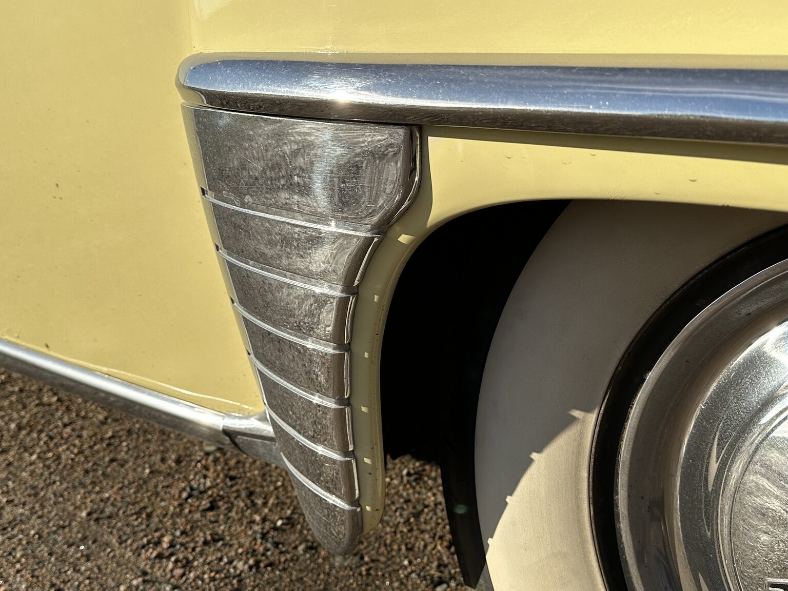 Exterior image of 1950 Chrysler Windsor Convertible (16)