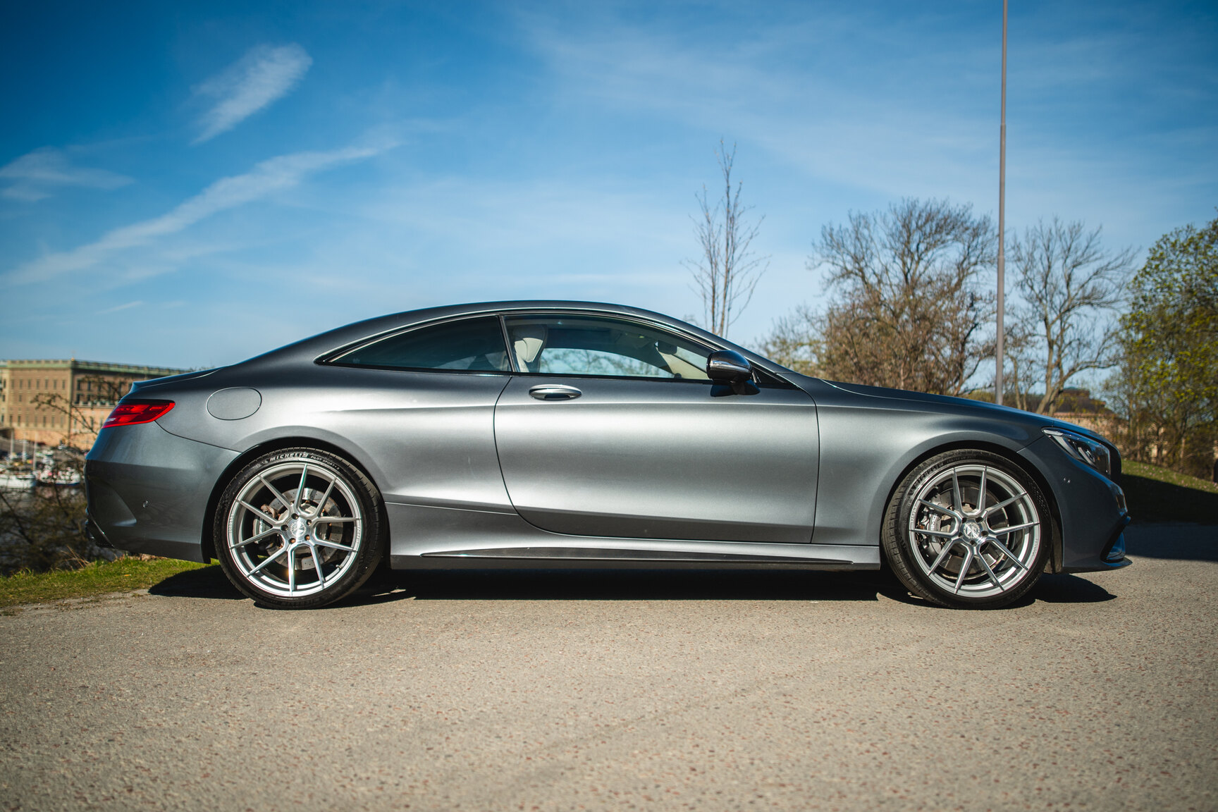 Exterior image of 2016 Mercedes-Benz S63 AMG 4MATIC Coupé