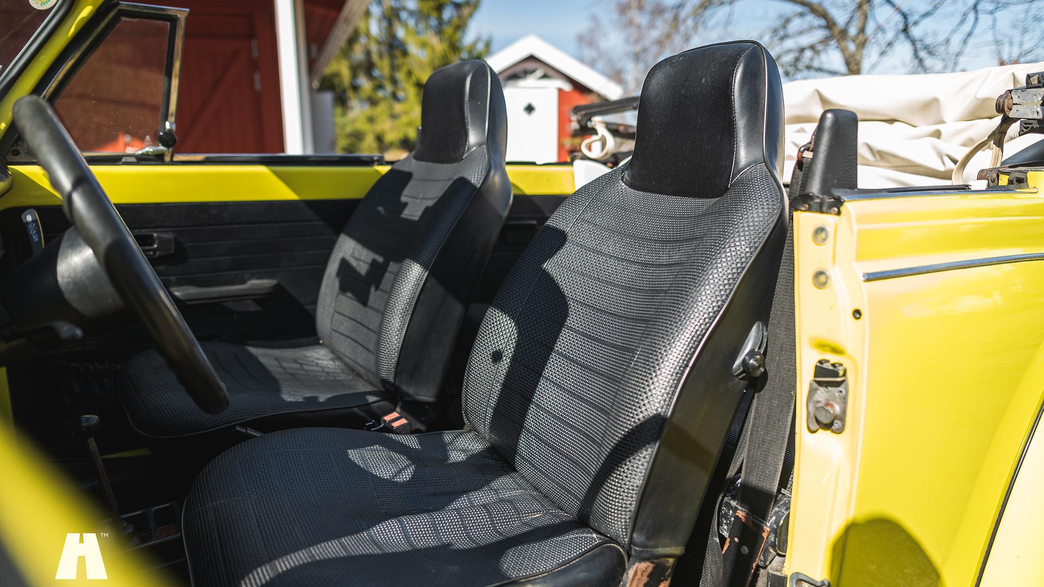 Interiörbild 1974 Volkswagen Bubbla 1303LS Cabriolet Svensksåld 