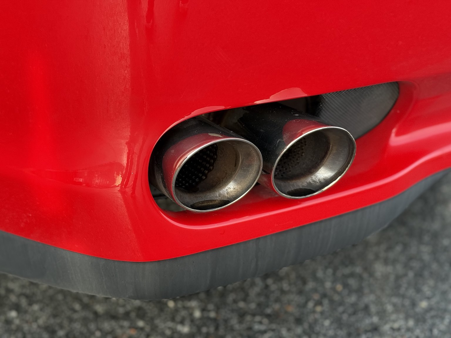 Exteriörbild på 2003 Ferrari 575M Maranello