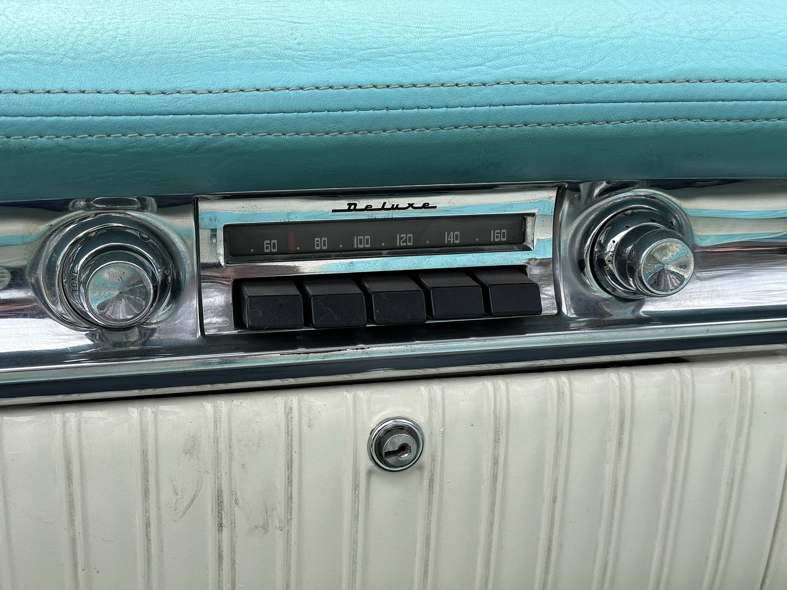 Innenraumfoto von 1955 Oldsmobile Super 88 (12)