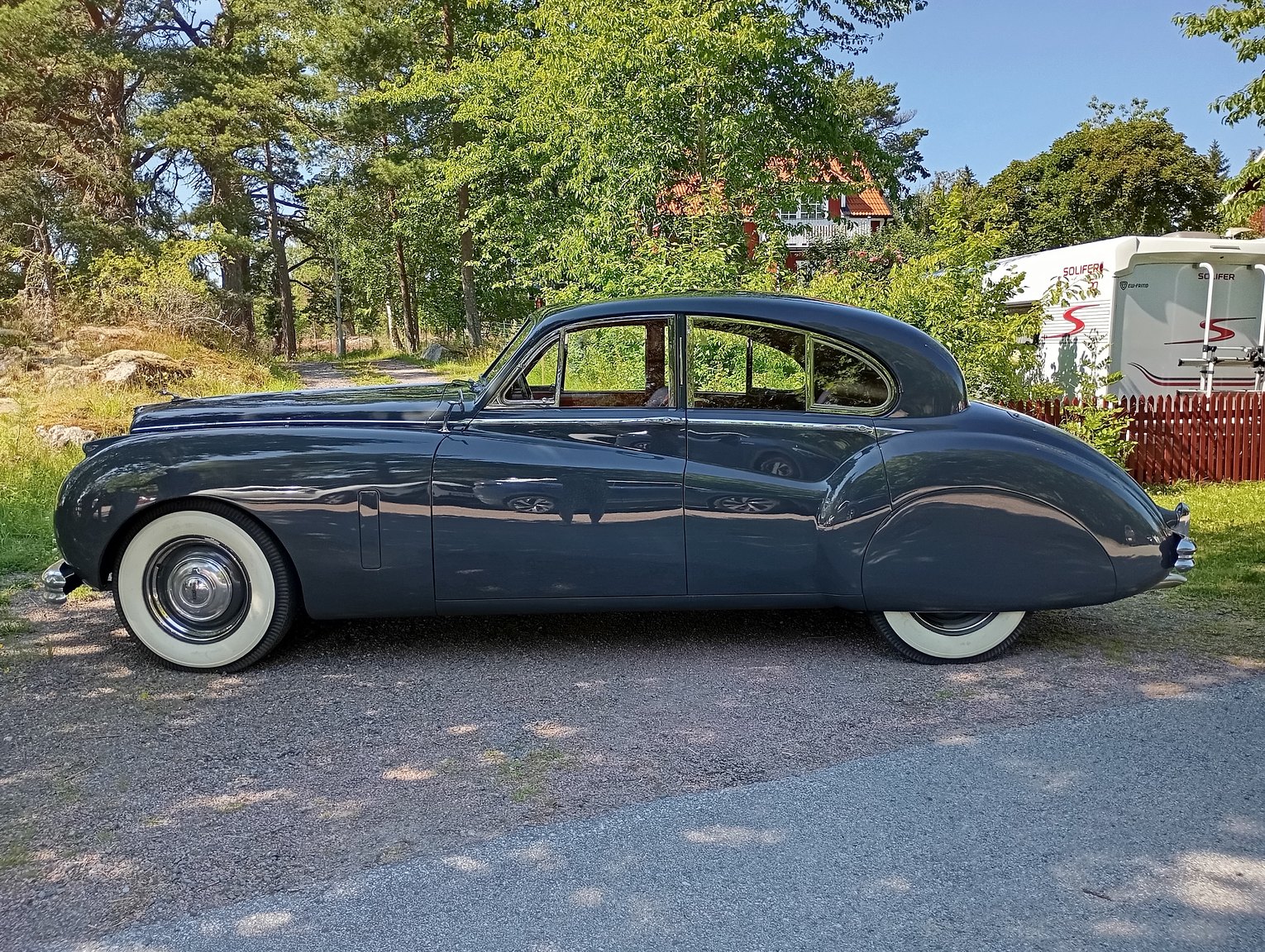 Exterior image of 1954 Jaguar Mark VII