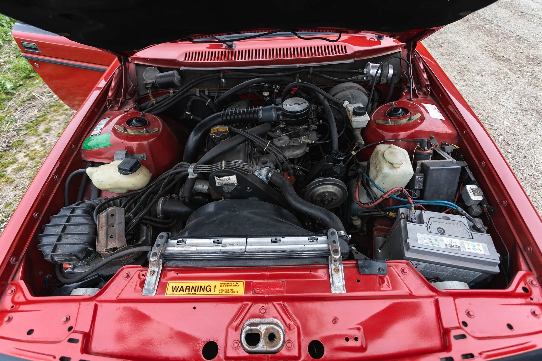 Image of 1984 Volvo 244 Turbo mechanics (1)