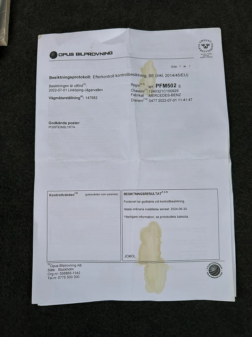 Documentation for 1993 Mercedes-Benz E 320 "AMG" (3)