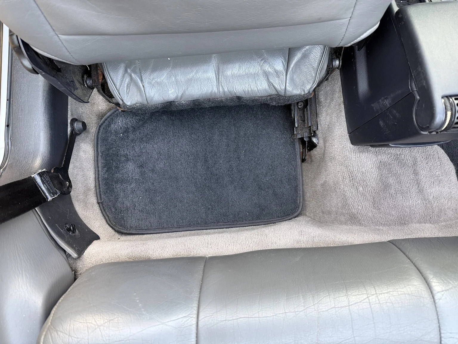 Innenraumfoto von 1996 SAAB 900 Turbo Convertible (49)