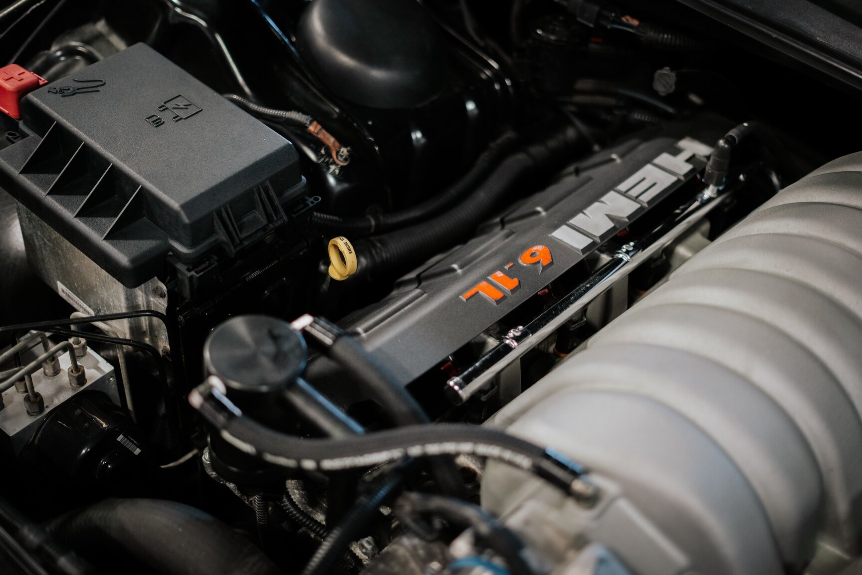 Image of 2006 Chrysler 300C SRT-8 (7) mechanics