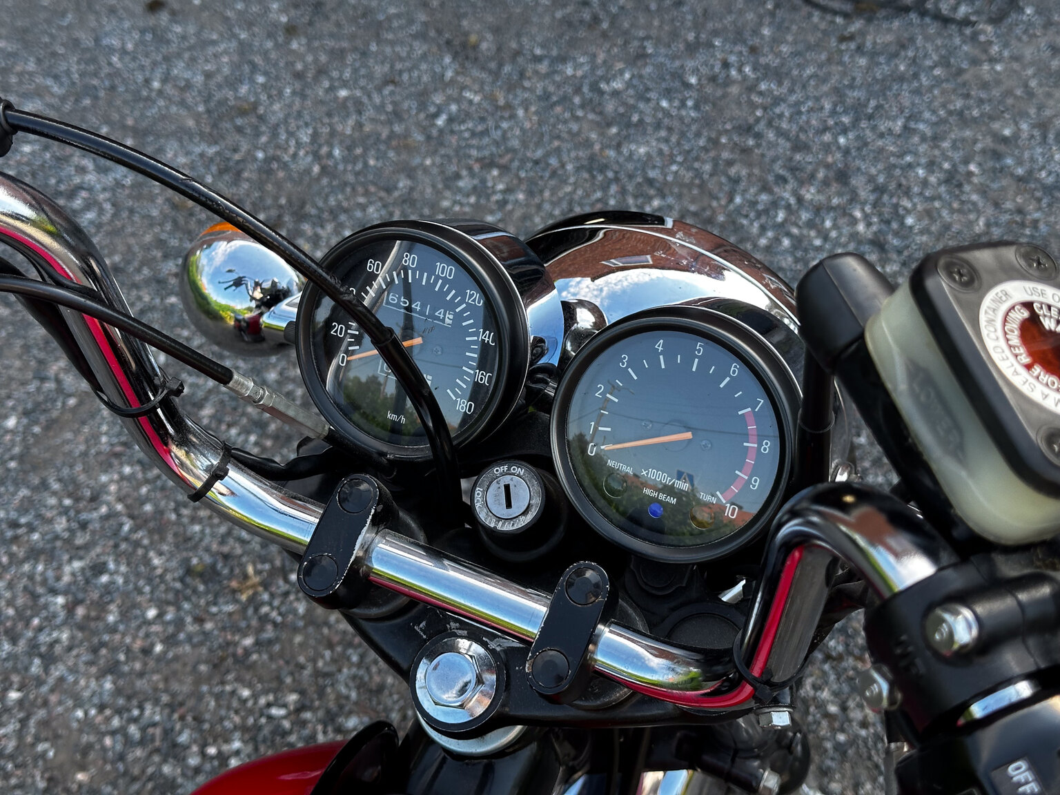 Aussenfoto 1979 Yamaha SR500