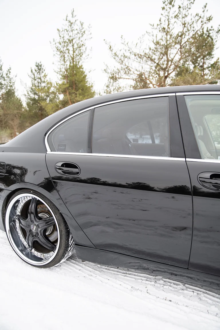 Exteriörbild på 2002 BMW  745 iA (38)