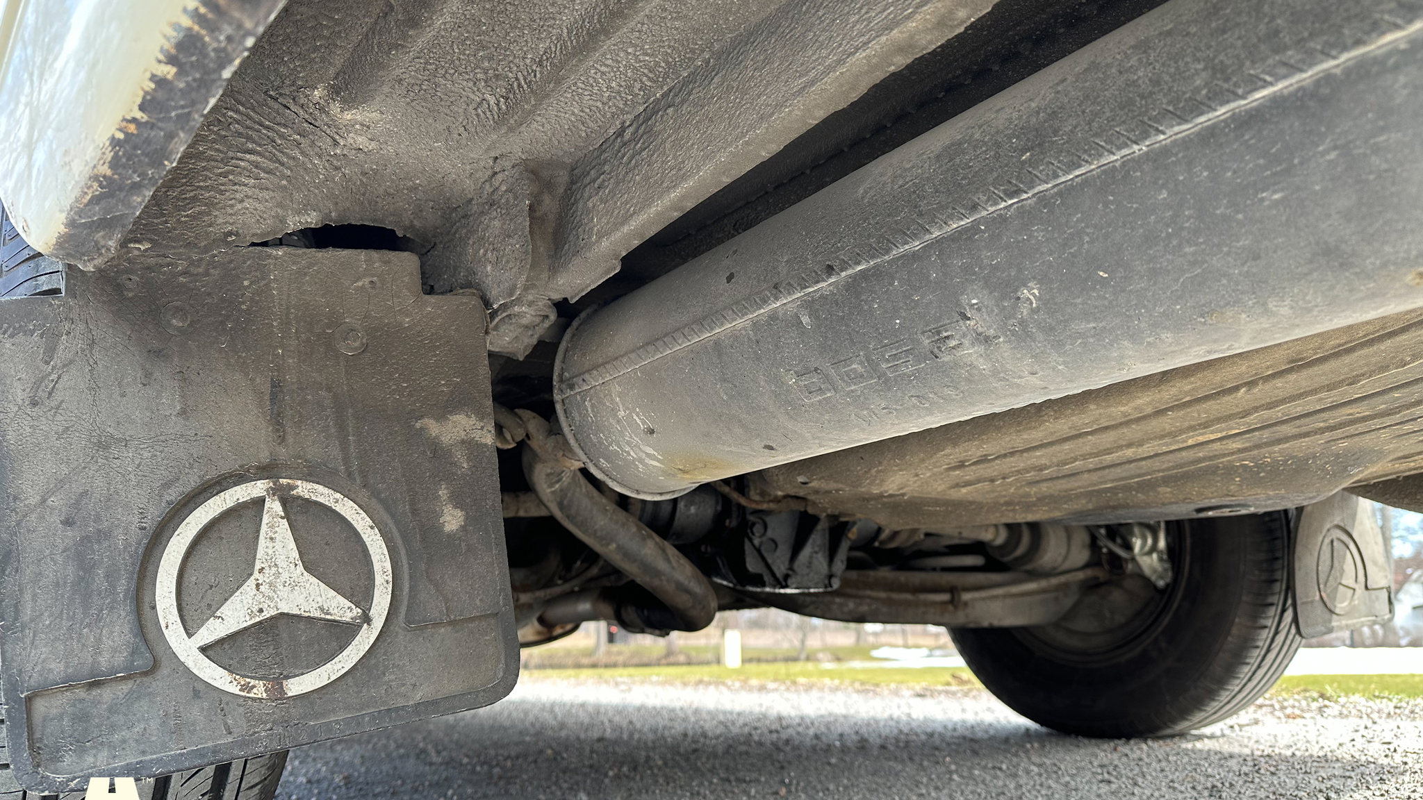 Image of 1972 Mercedes-Benz 200 mechanics