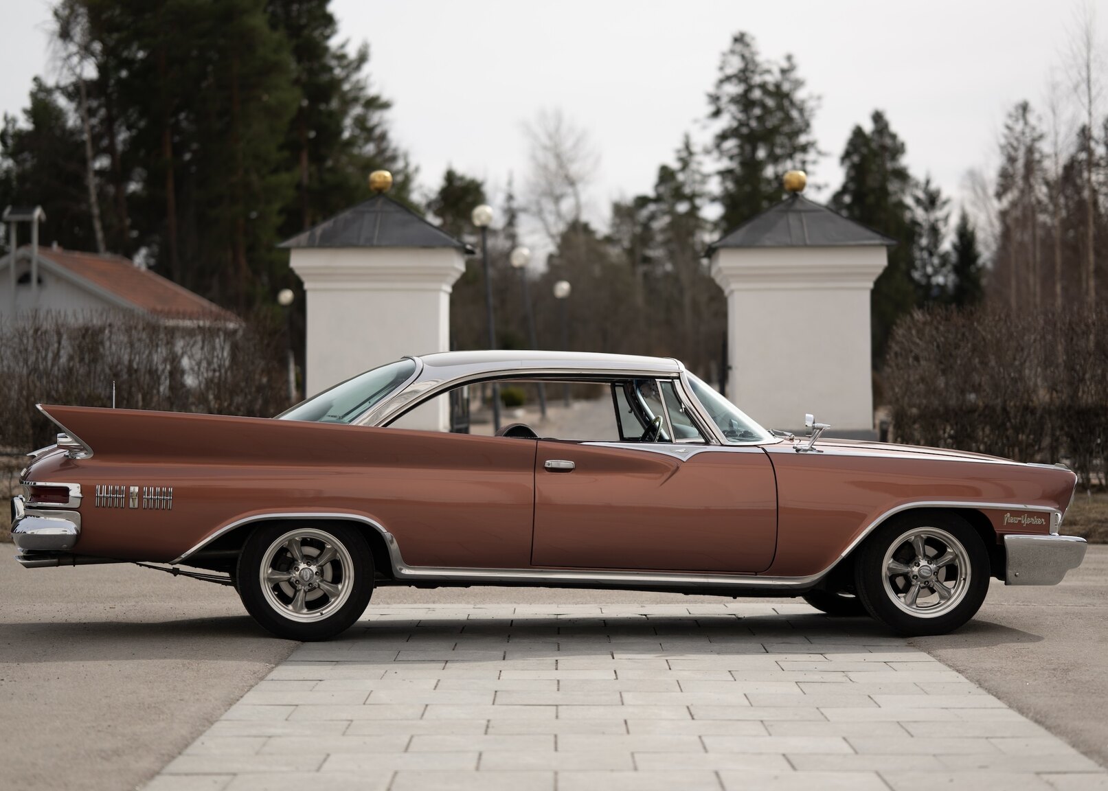 Aussenfoto 1961 Chrysler New Yorker Sedan (18)