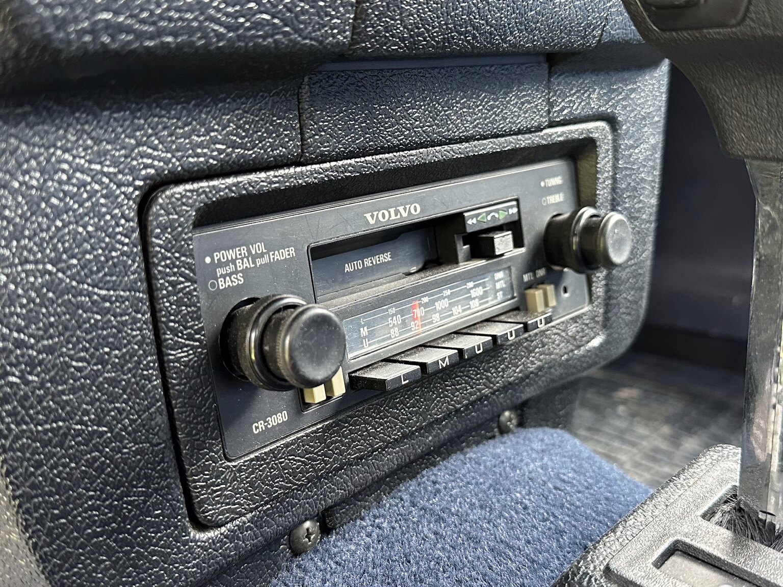 Interior image of 1986 Volvo 244