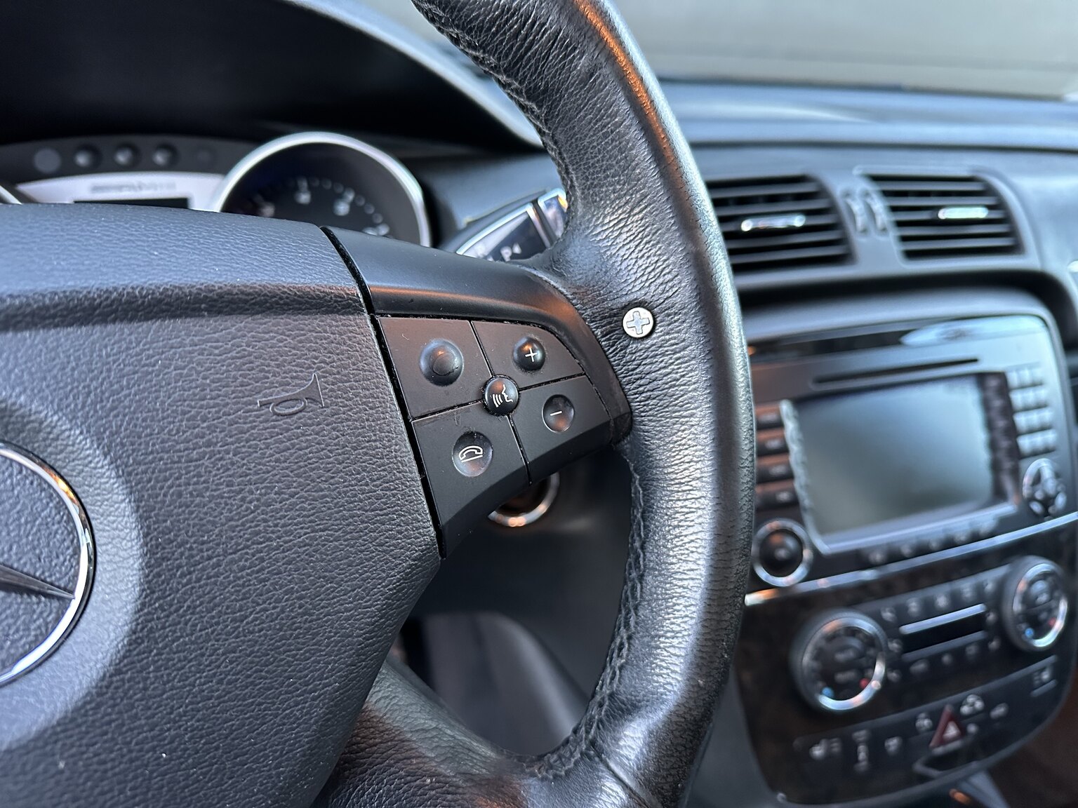 Interiörbild 2007 Mercedes-Benz R63 AMG