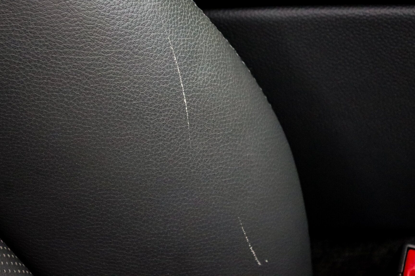Interior image of 2006 Mercedes-Benz SL 500