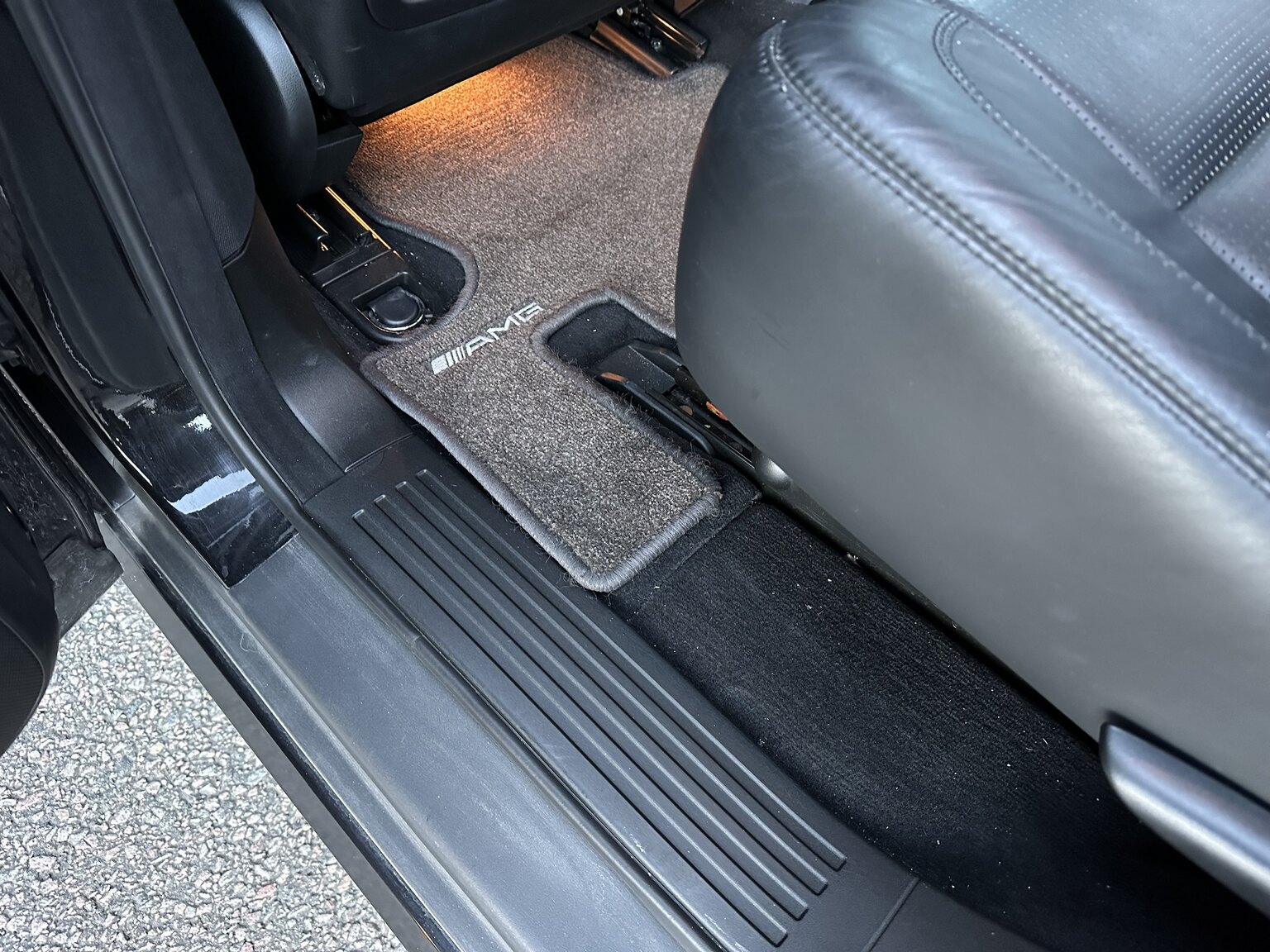 Interiörbild 2007 Mercedes-Benz R63 AMG