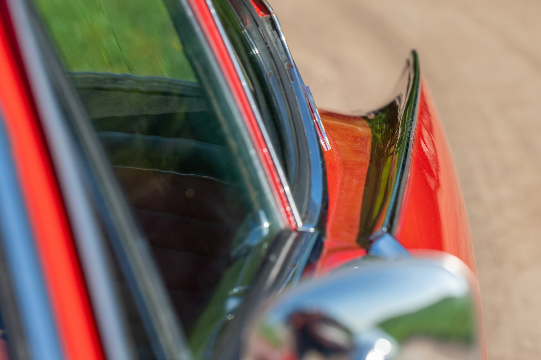 Exterior image of 1961 Volvo P1800