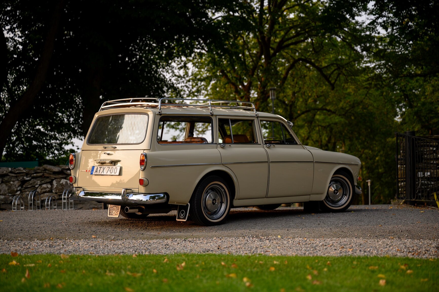 Exterior image of 1968 Amazon Herrgårdsvagn