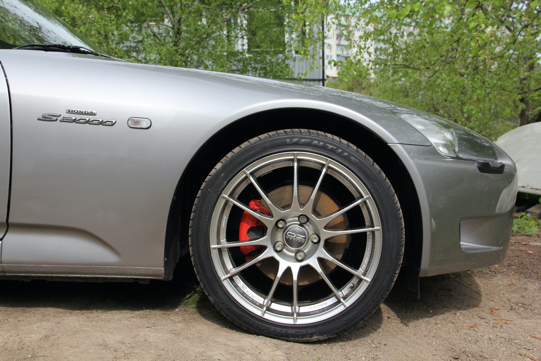 Exterior image of 2003 Honda S2000