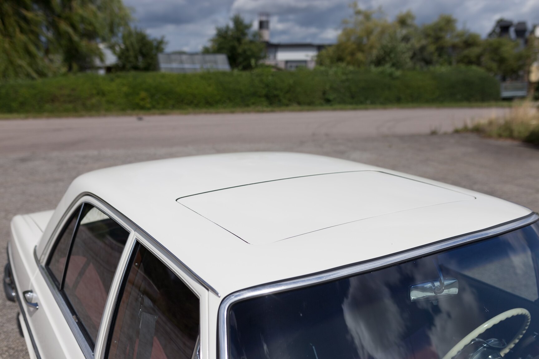 Exteriörbild på 1966  Mercedes-Benz 250 