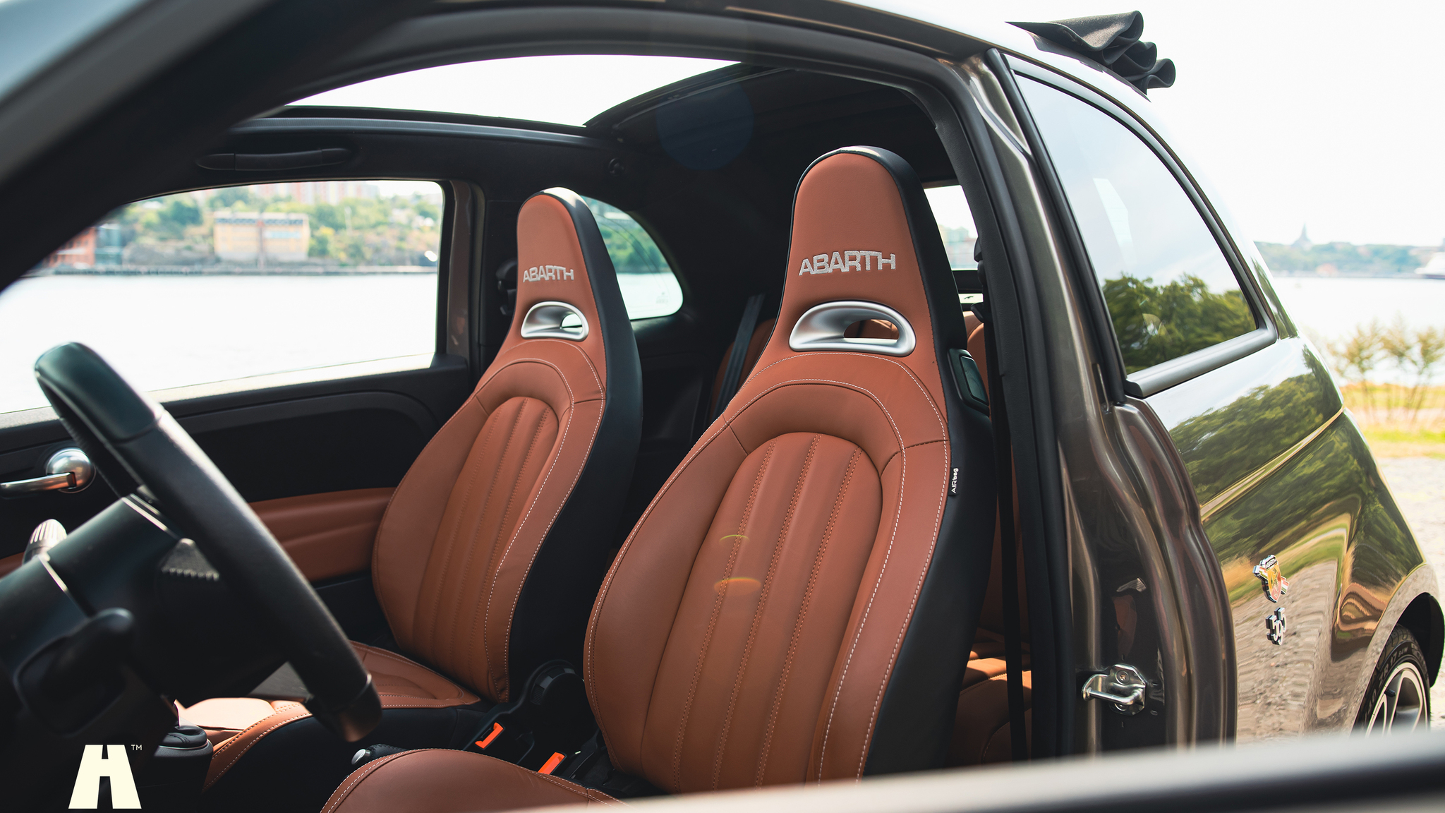 Interiörbild 2018 Abarth 595 Turismo CAB