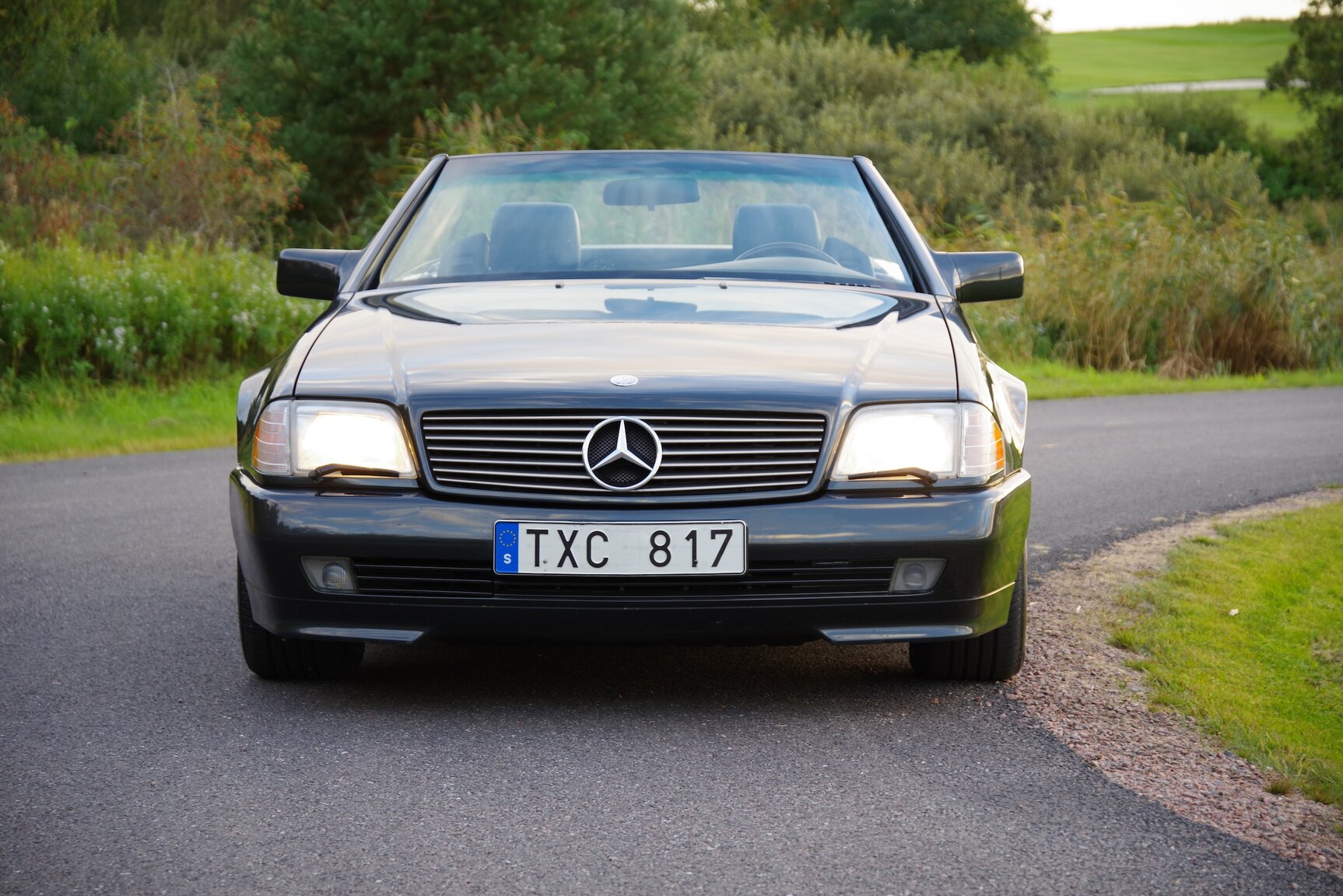 Exterior image of 1992 Mercedes-Benz 300 SL-24