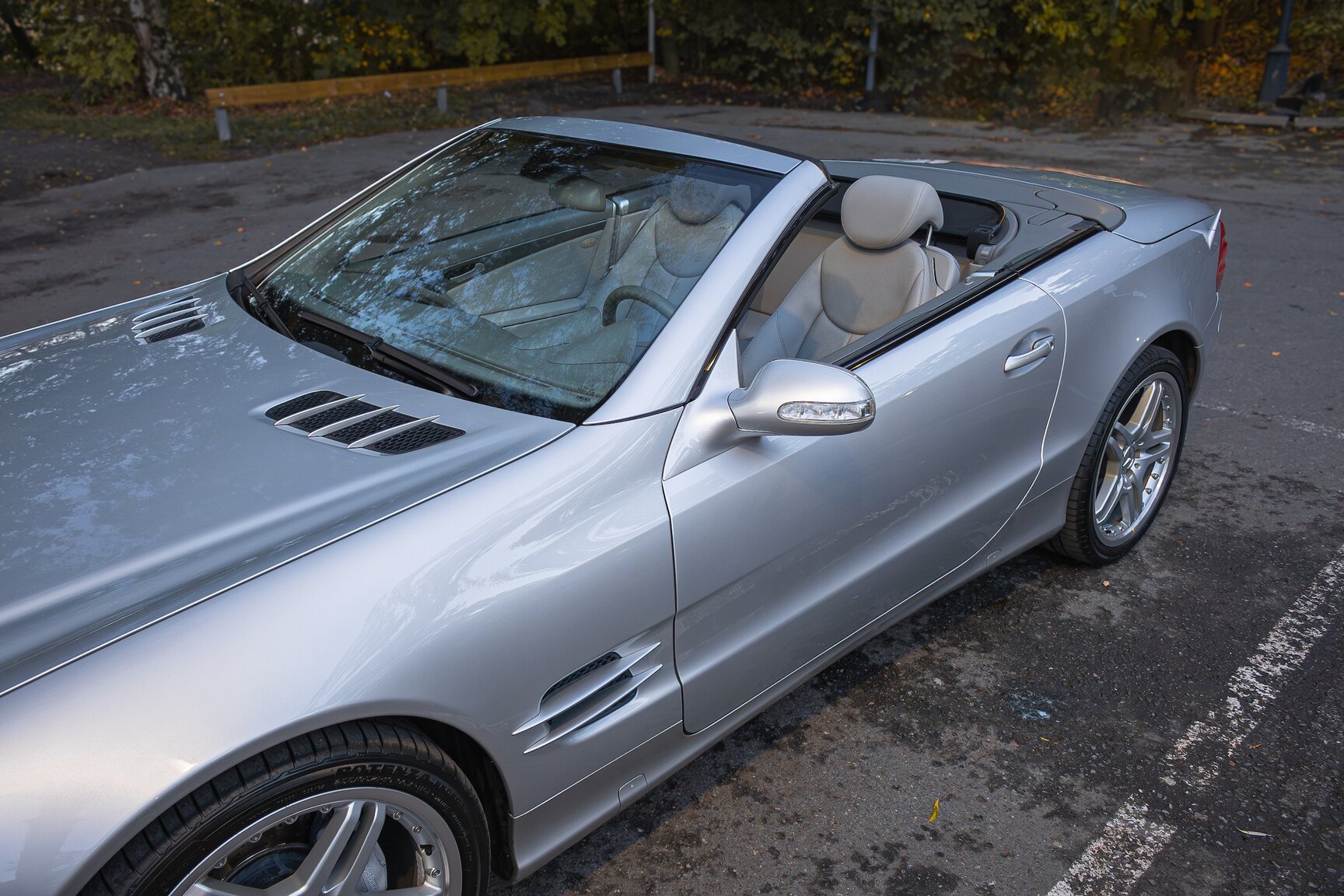 Exteriörbild på 2002 Mercedes-Benz SL 500