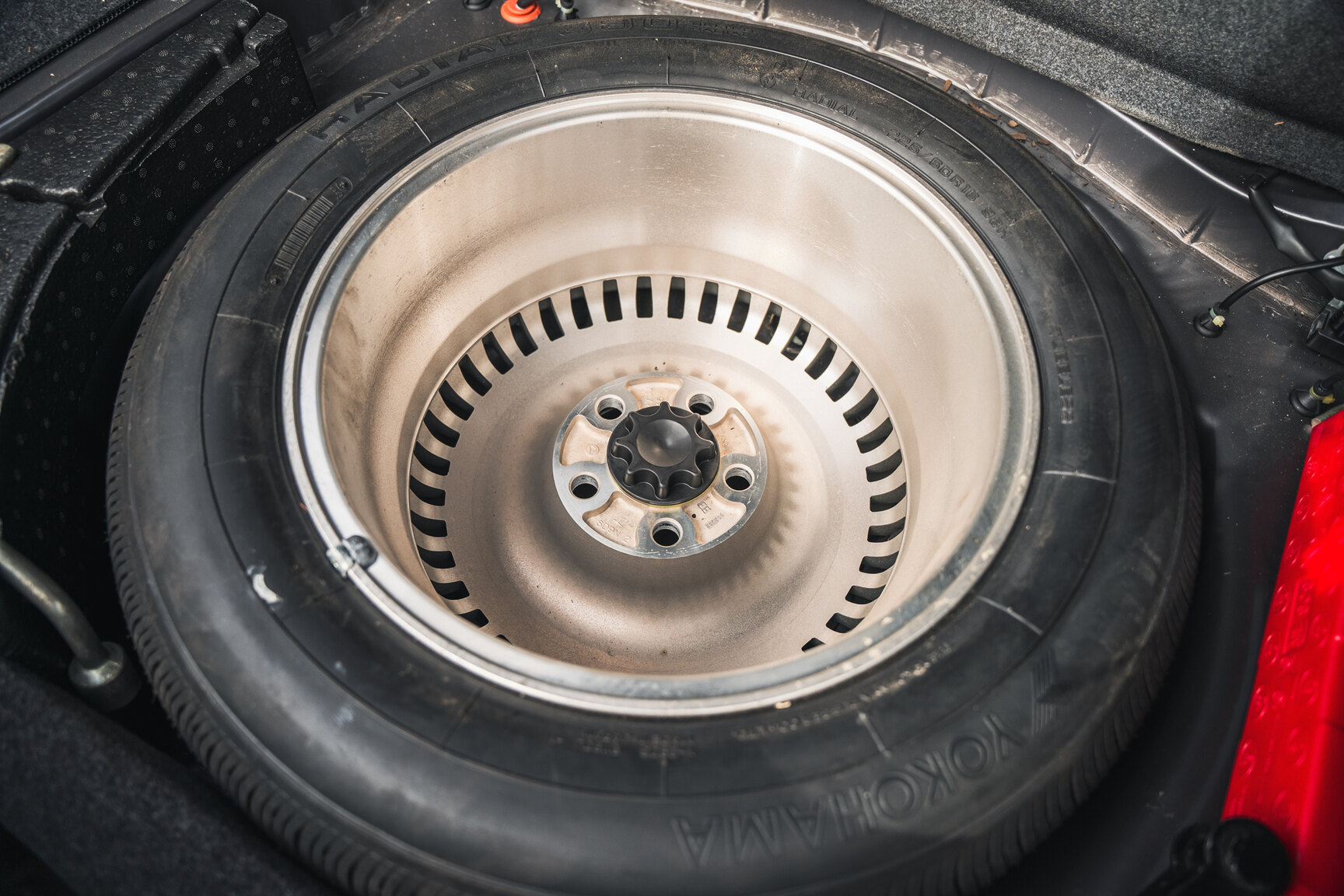 Innenraumfoto von 2000 Toyota Century