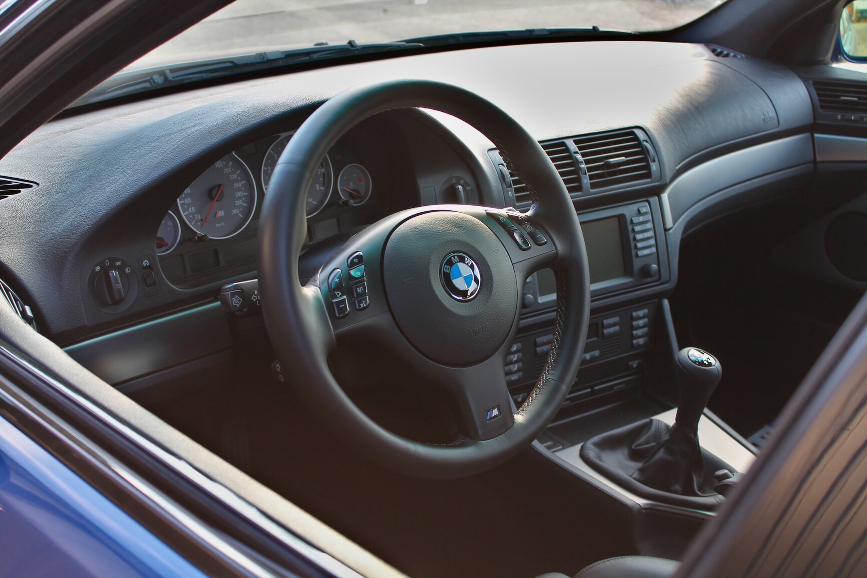 Interiörbild 2003 BMW M5