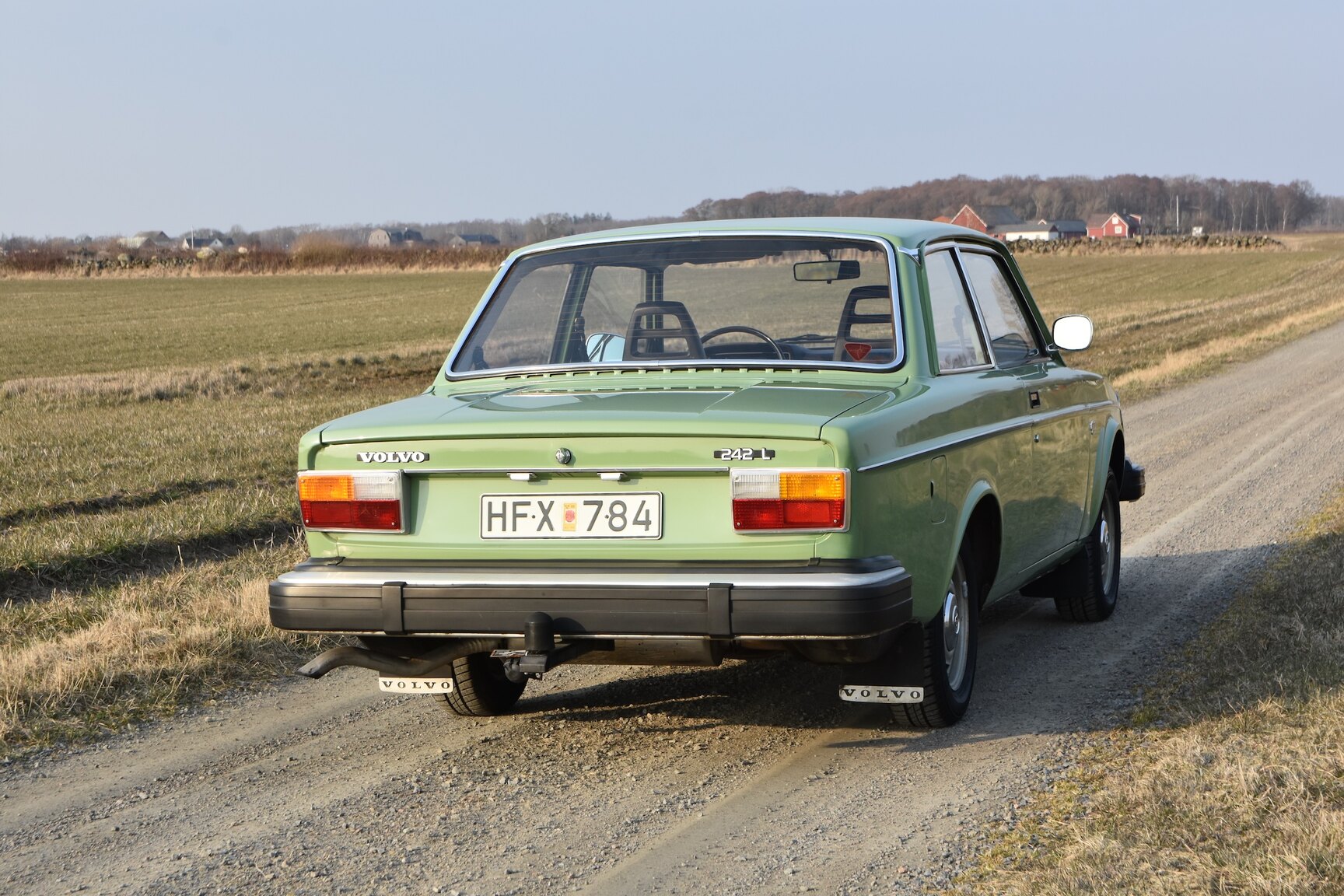 Exteriörbild på 1975 Volvo 242