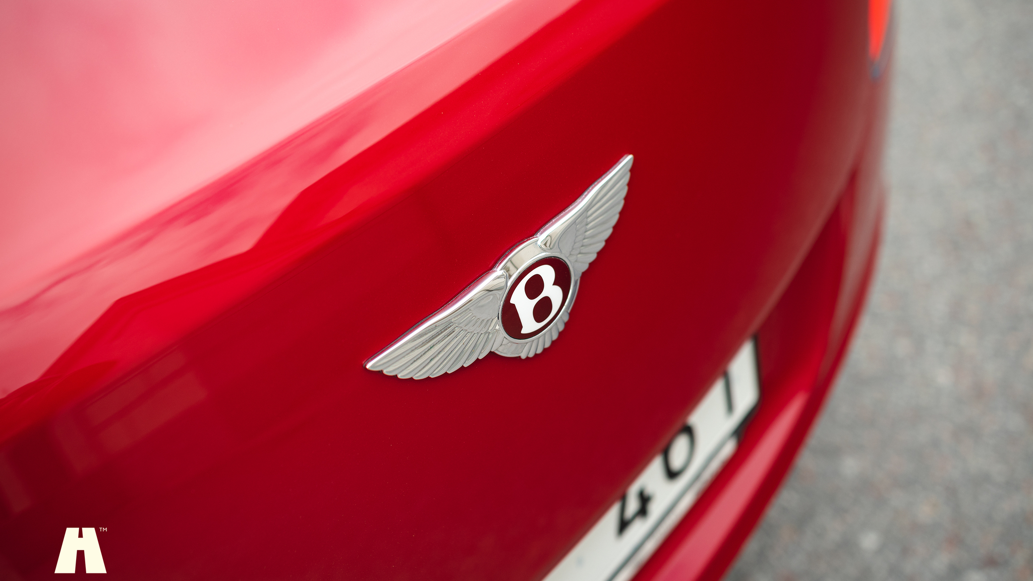 Exterior image of 2013 Bentley Continental GT V8 (31)