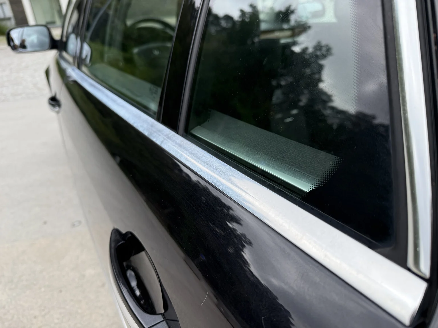 Exteriörbild på 2013 Volkswagen Phaeton 3.0 TDI (52)