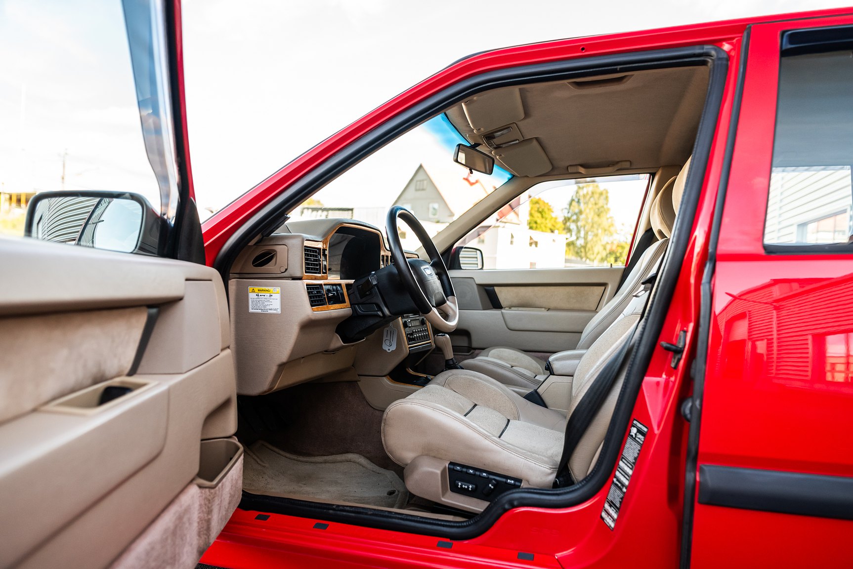 Interior image of 1996 Volvo 850 R