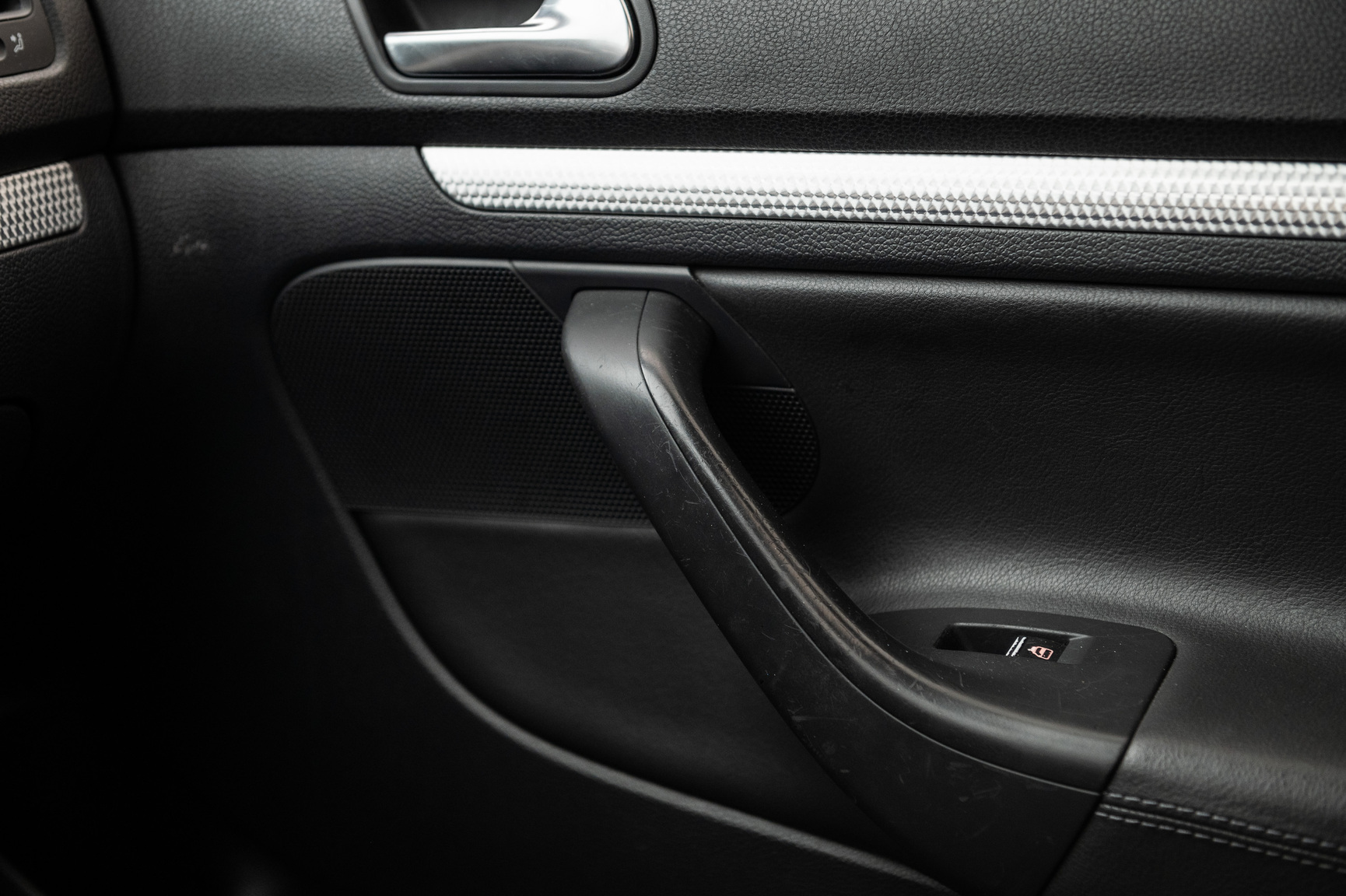 Interiörbild 2006 Volkswagen Golf R32 (48)