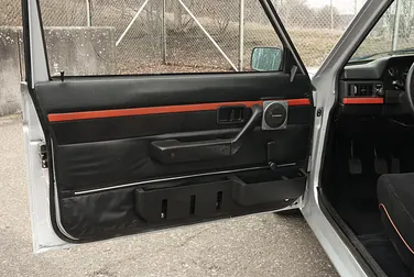 #<Image:0x00007f92b98f4ed8>