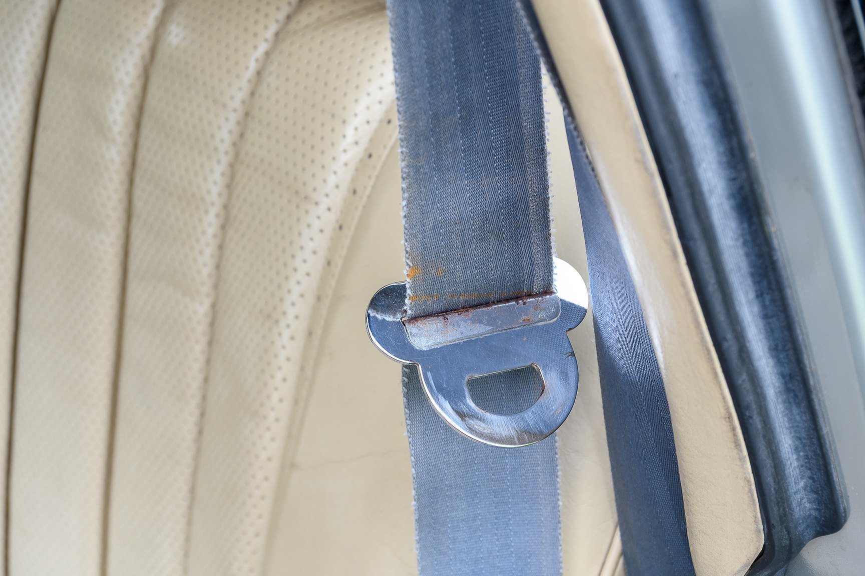 Interior image of 1969 Mercedes-Benz 300 SEL
