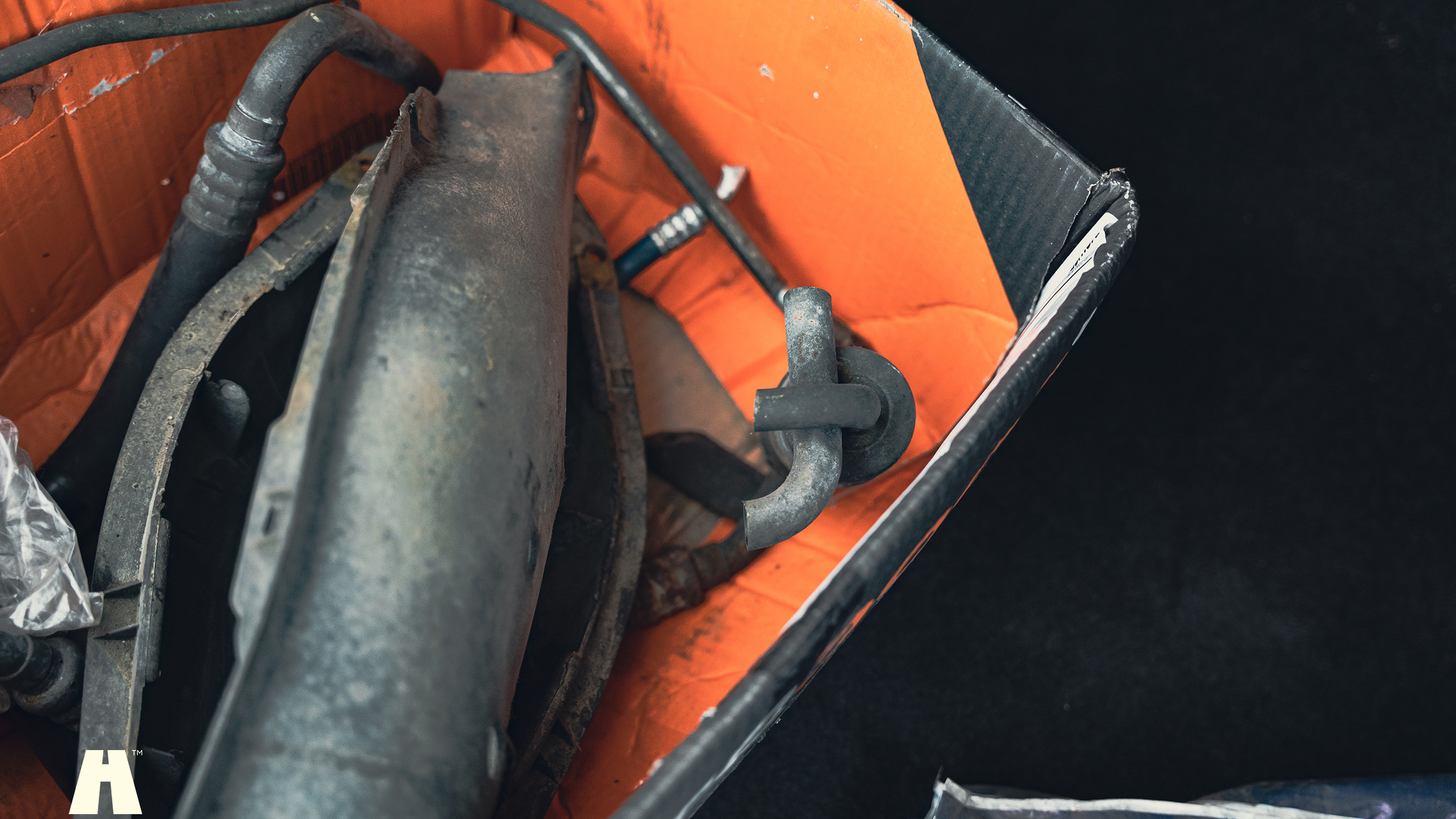 Image of 1990 Mercedes 300 CE-24 mechanics