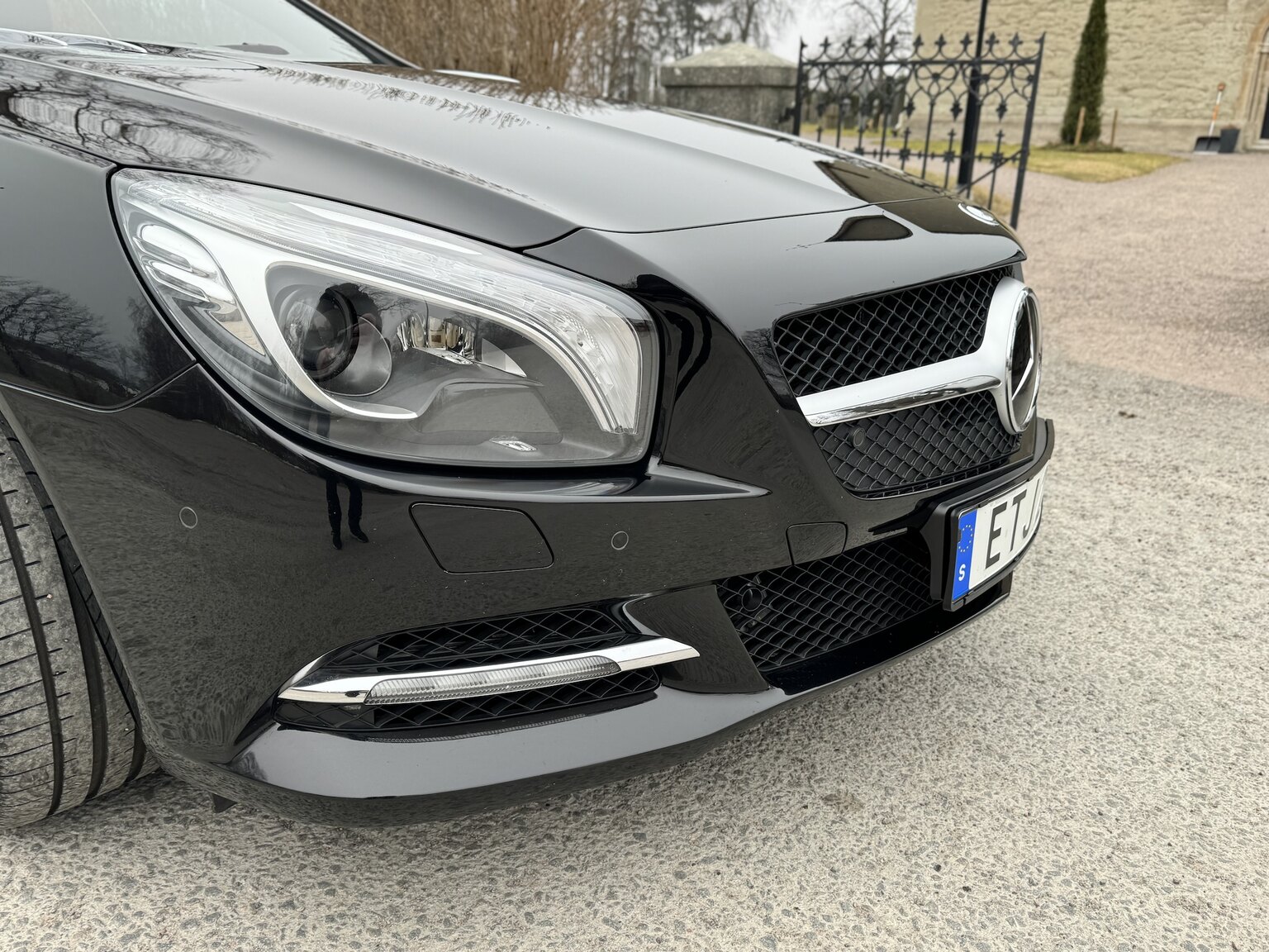 Exteriörbild på 2013 MERCEDES-BENZ SL 500