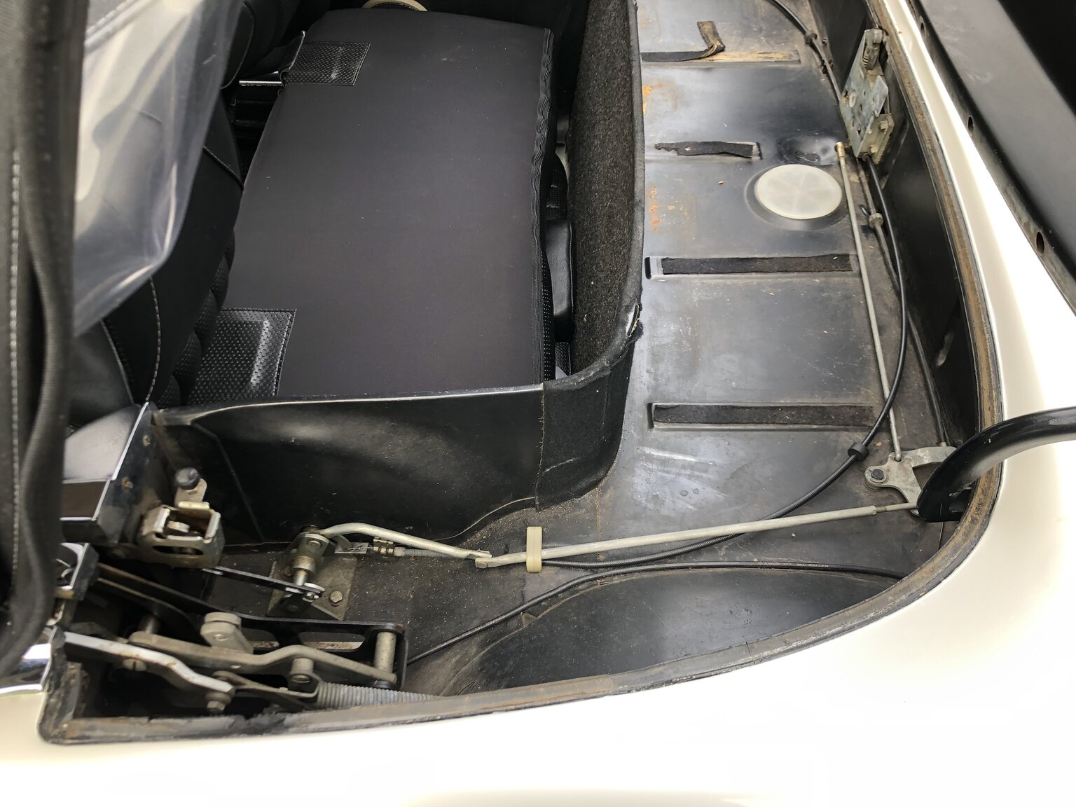 Exteriörbild på 1972 Mercedes-Benz 350 SL