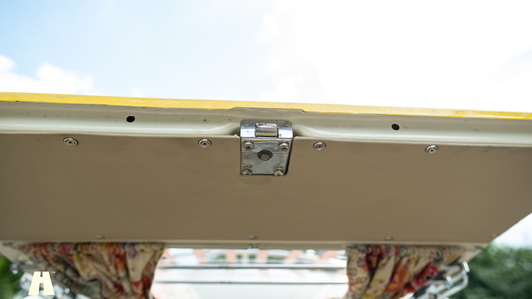 Innenraumfoto von 1974 Volkswagen T1 Split Window  