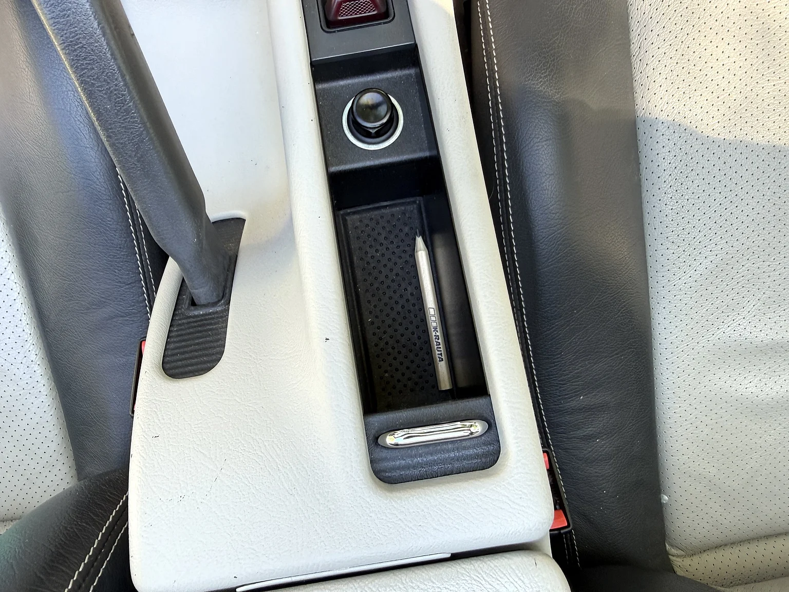Innenraumfoto von 1997 Mercedes-Benz 230 SLK (40)
